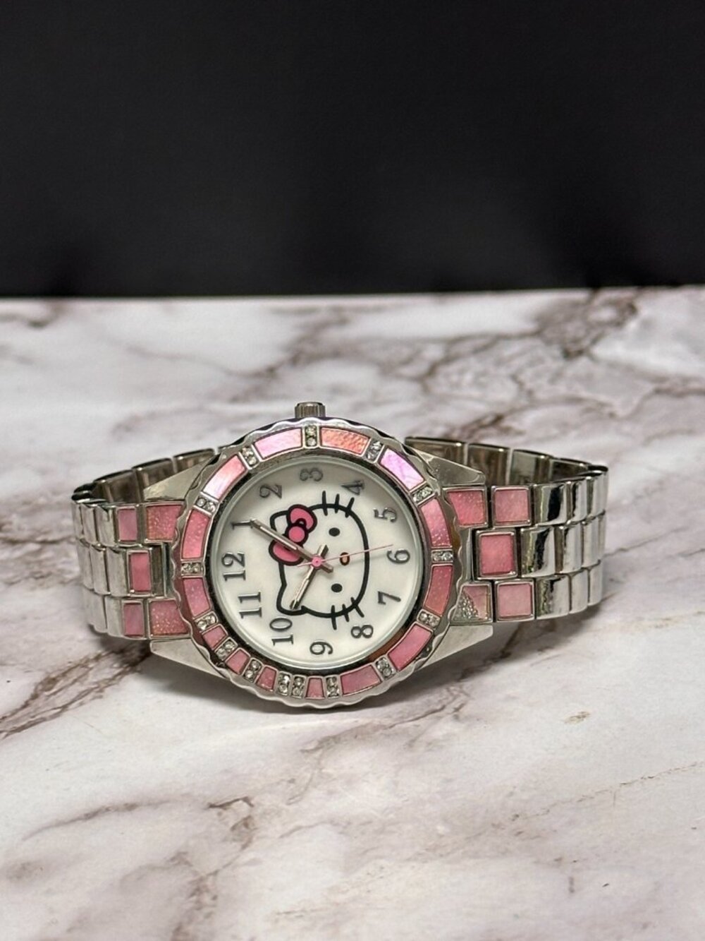 3/$30 Hello Kitty Watch Women Silver Tone Pink Shell Inlays 36MM 7.25" - Picture 5 of 13